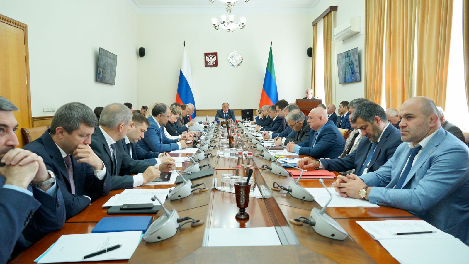 В Дагестане внедряют новую систему управления госпрограммами